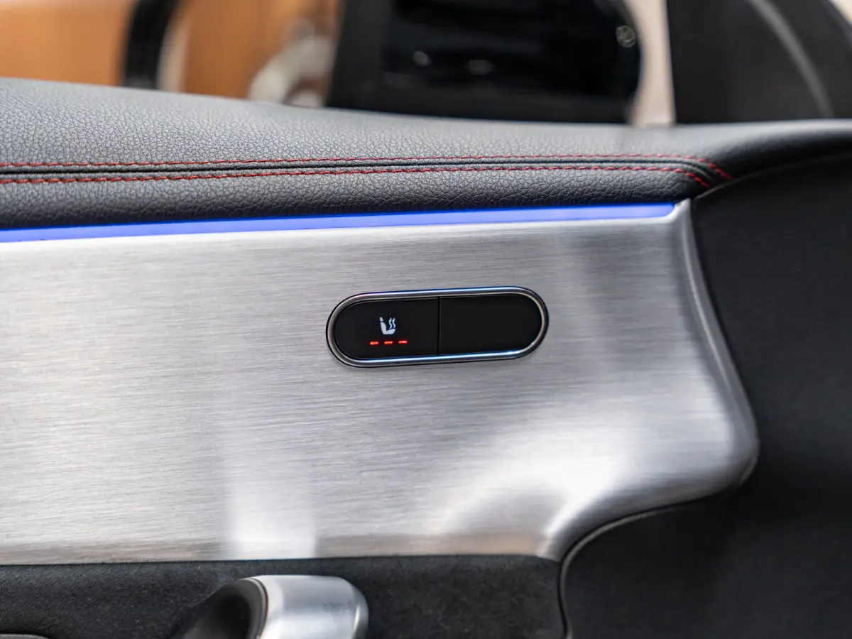 CLA 180 AMG Line, Pano, Digi Dash, Voll Led, Apple Carplay, Android Auto, NAP, Cam, Volledig Onderhouden