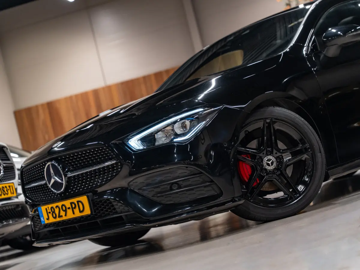 CLA 180 AMG Line, Pano, Digi Dash, Voll Led, Apple Carplay, Android Auto, NAP, Cam, Volledig Onderhouden
