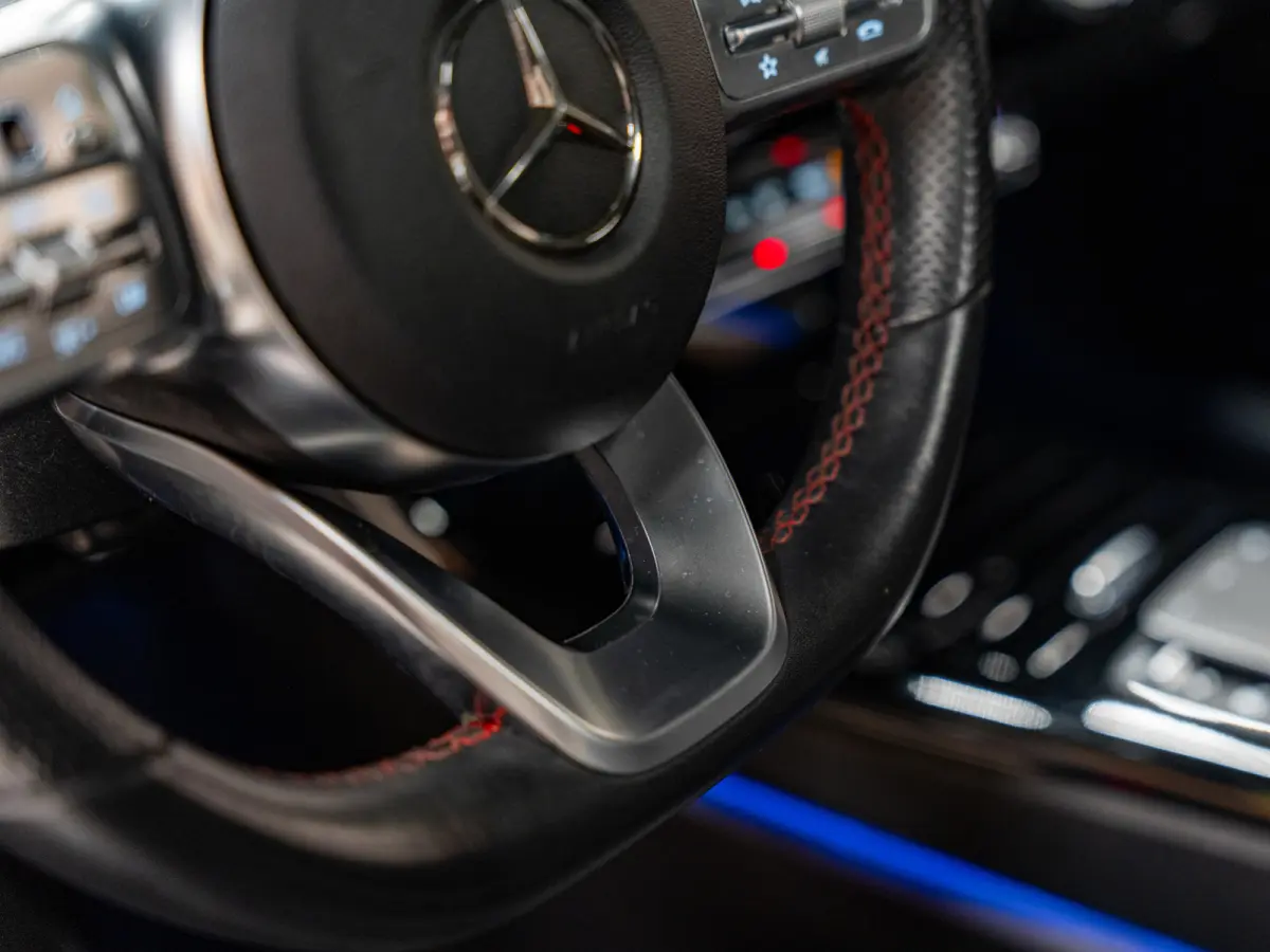 CLA 180 AMG Line, Pano, Digi Dash, Voll Led, Apple Carplay, Android Auto, NAP, Cam, Volledig Onderhouden