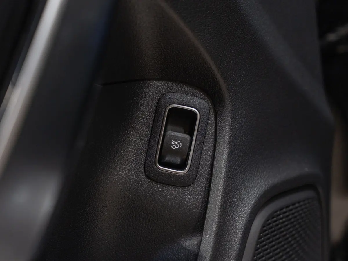 CLA 180 AMG Line, Pano, Digi Dash, Voll Led, Apple Carplay, Android Auto, NAP, Cam, Volledig Onderhouden