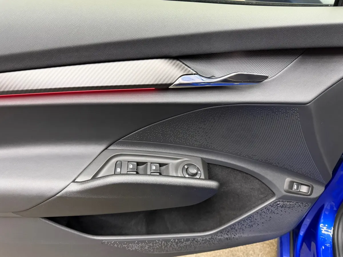 80 Sportline X Dual Navi Camera Clima Warmtepomp Trekhaak LED 21"LM