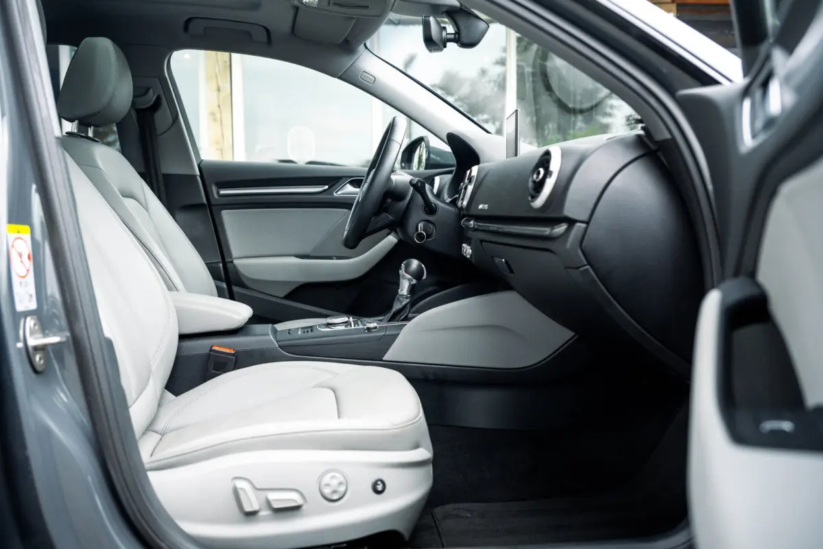 35 TFSI Design Pro Line Automaat I Panoramadak I Leder I Adaptieve Cruise I Nanogrijs Metallic I 17 Inch I NAP