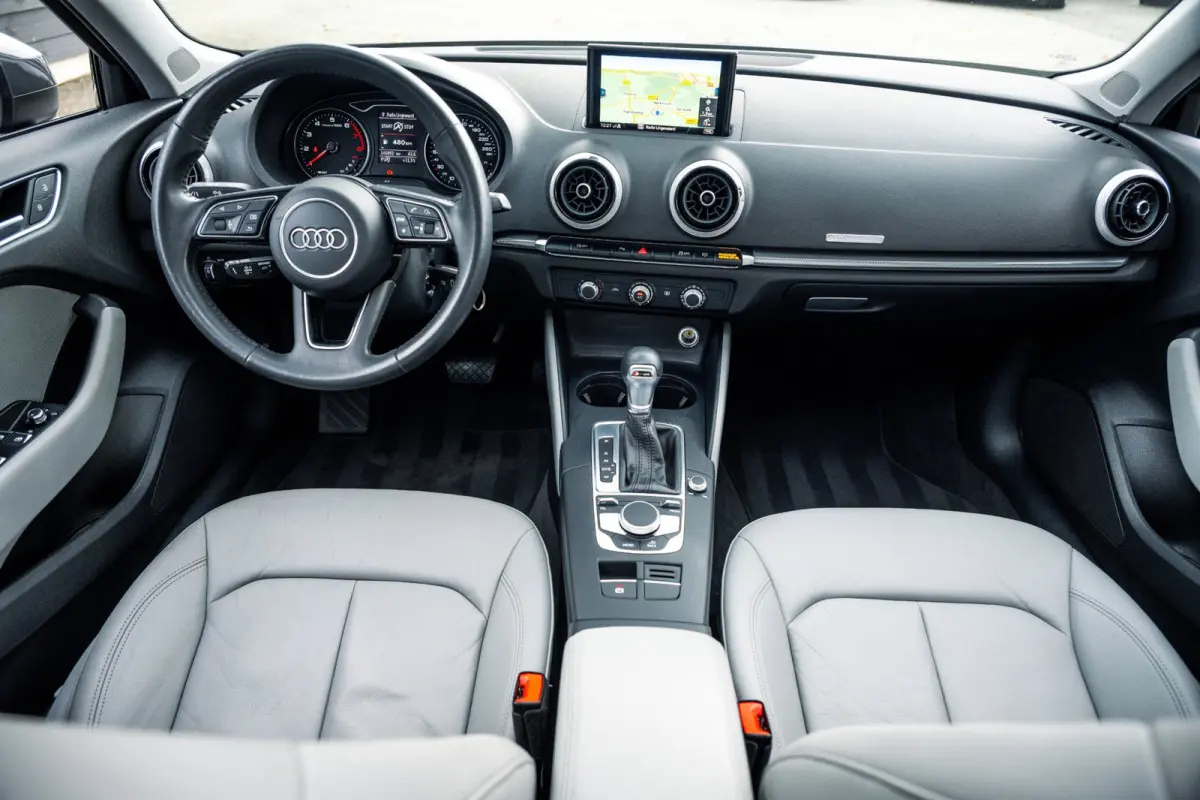 35 TFSI Design Pro Line Automaat I Panoramadak I Leder I Adaptieve Cruise I Nanogrijs Metallic I 17 Inch I NAP