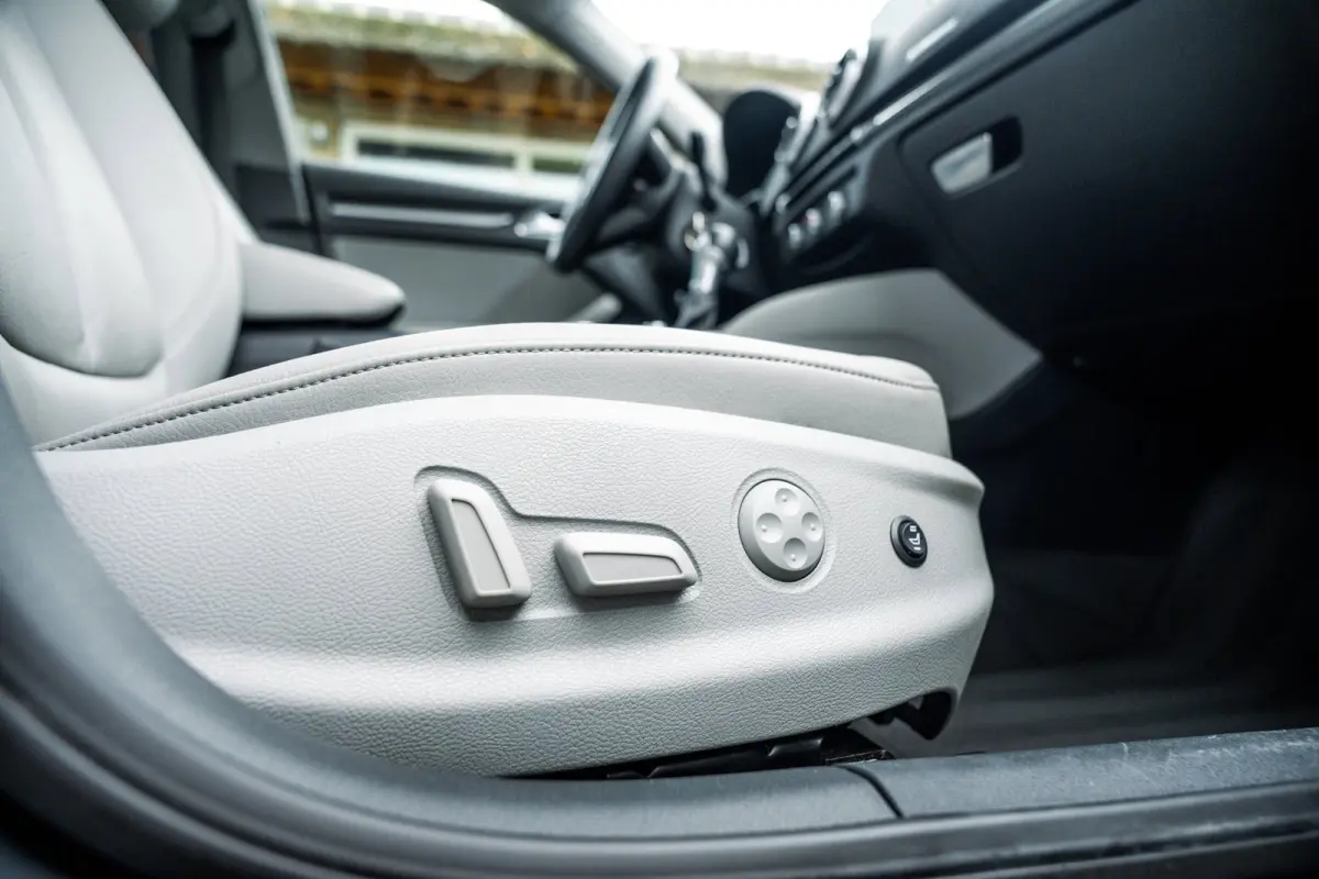 35 TFSI Design Pro Line Automaat I Panoramadak I Leder I Adaptieve Cruise I Nanogrijs Metallic I 17 Inch I NAP