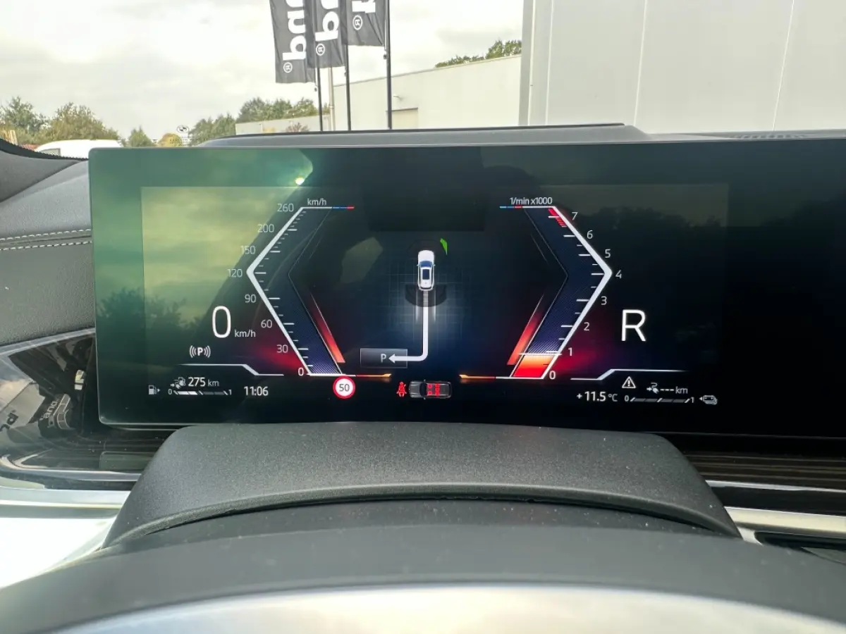 xDrive50e M-sport bj2023 BTW *Pano *Head-up *22inch *Trekhaak