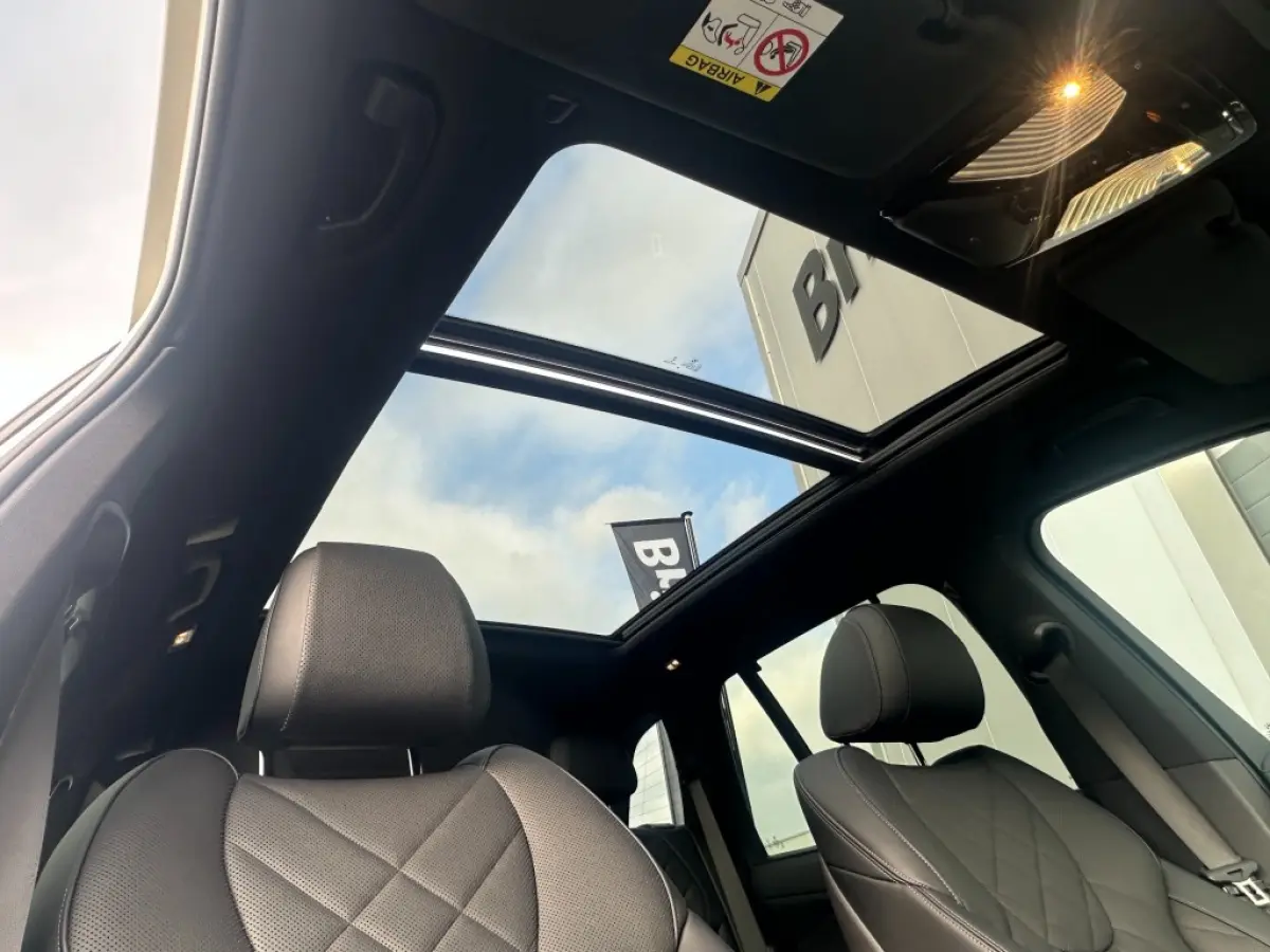 xDrive50e M-sport bj2023 BTW *Pano *Head-up *22inch *Trekhaak