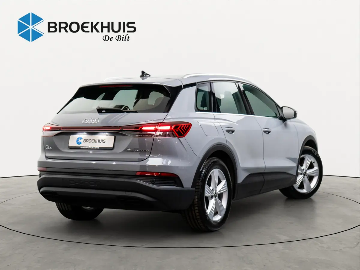 45 Edition 82 kWh | ADAPTIVE CRUISE | STOELVERWARMING | LED | NAVI | ELEKTR. ACHTERKLEP | PARK SENS | CLIMA