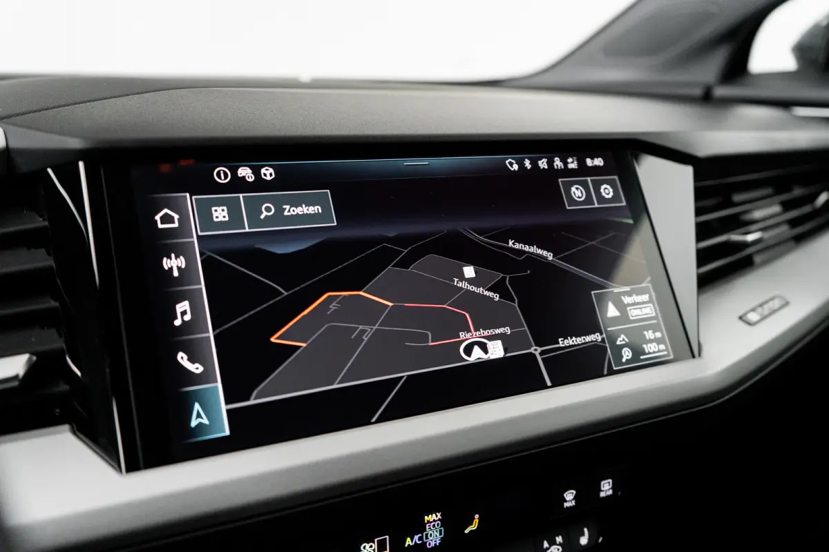 45 Edition 82 kWh | ADAPTIVE CRUISE | STOELVERWARMING | LED | NAVI | ELEKTR. ACHTERKLEP | PARK SENS | CLIMA