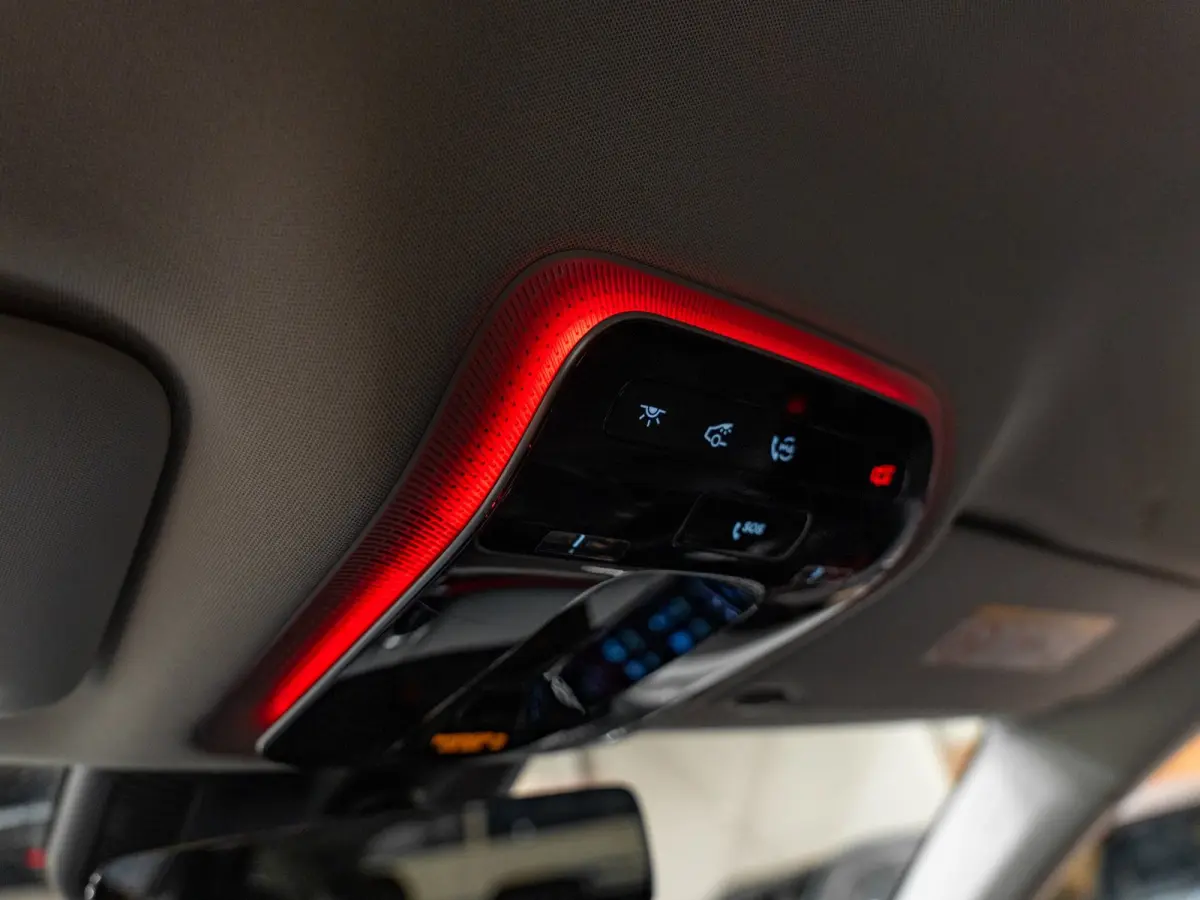 300e AMG Line Business, Night Pakket, Plug-In, Ambiënte Light, Apple Carplay, Cruise, Cam, PDC, Navi