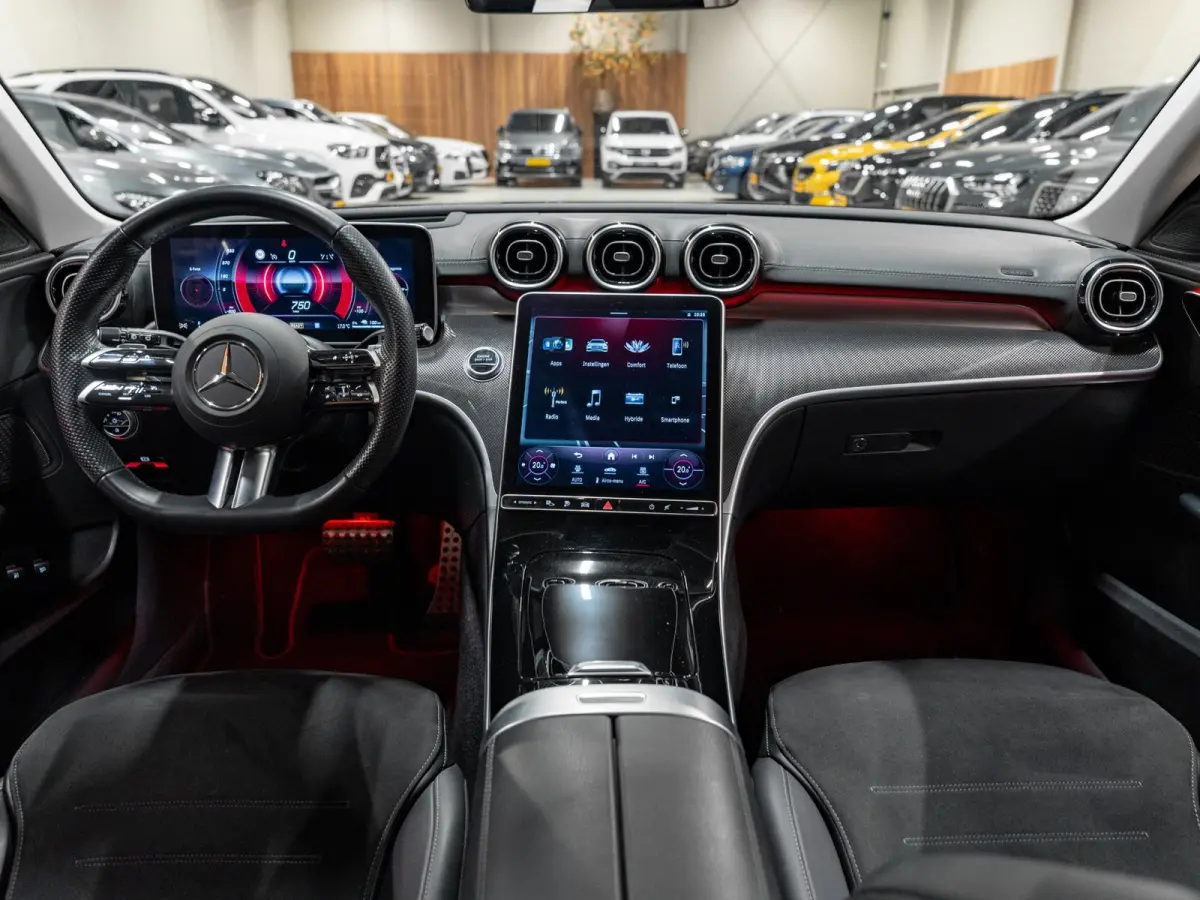 300e AMG Line Business, Night Pakket, Plug-In, Ambiënte Light, Apple Carplay, Cruise, Cam, PDC, Navi