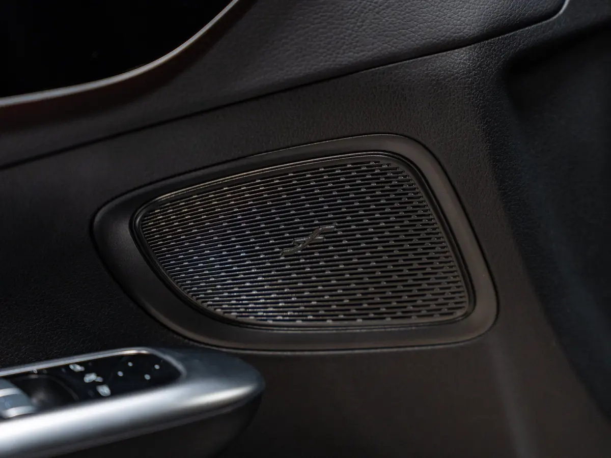 300e AMG Line Business, Night Pakket, Plug-In, Ambiënte Light, Apple Carplay, Cruise, Cam, PDC, Navi