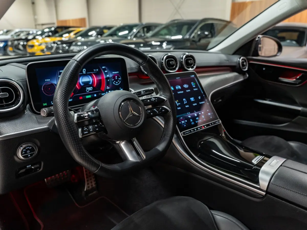 300e AMG Line Business, Night Pakket, Plug-In, Ambiënte Light, Apple Carplay, Cruise, Cam, PDC, Navi