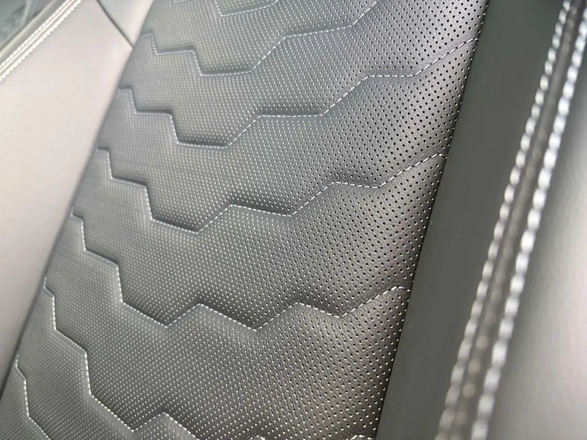 286pk S Edition 83 kWh | Trekhaak | Scherm Passagier | Stoelventilatie