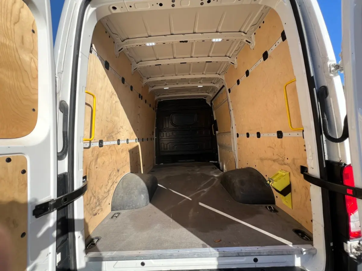 50 2.0 TDI 177pk L3H3 RWD | Camera | Trekhaak | App-Connect