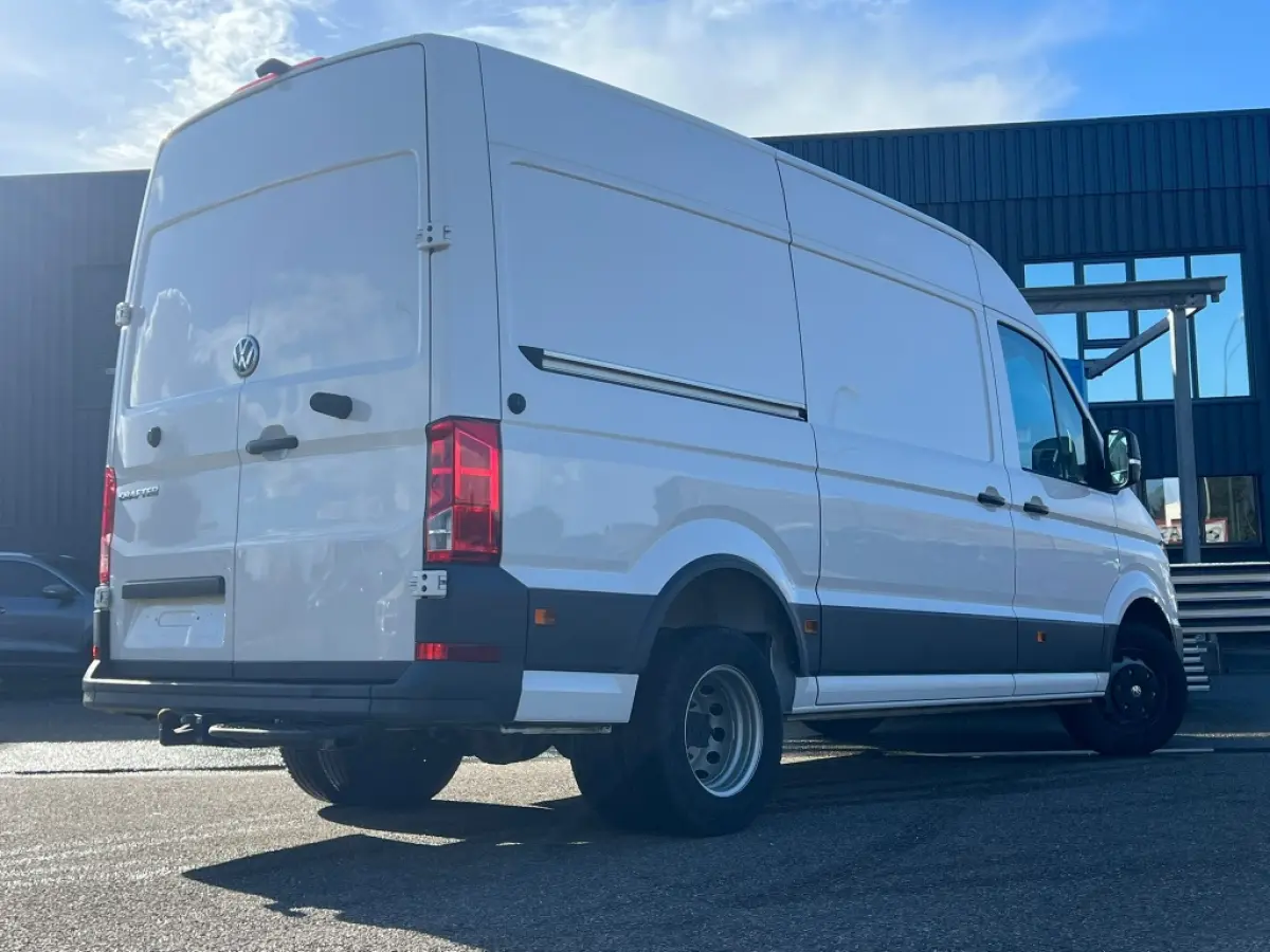 50 2.0 TDI 177pk L3H3 RWD | Camera | Trekhaak | App-Connect