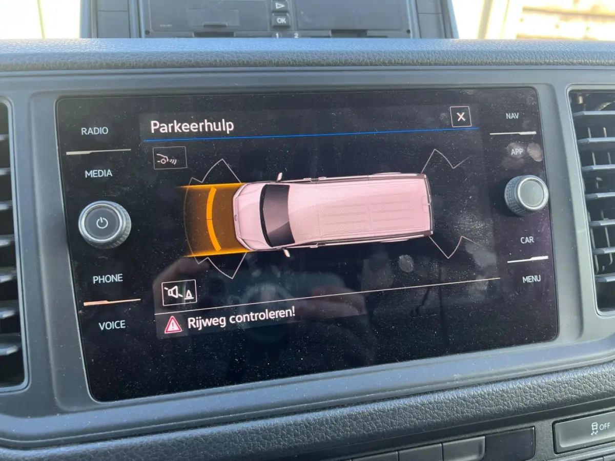 50 2.0 TDI 177pk L3H3 RWD | Camera | Trekhaak | App-Connect