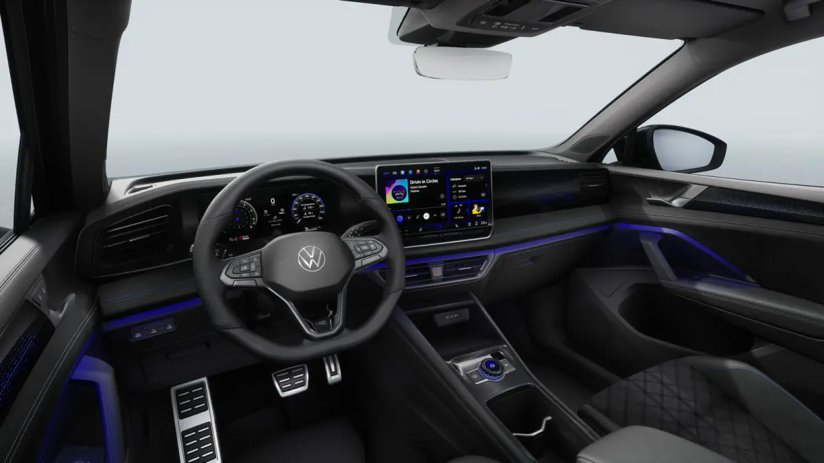 1.5 eHybrid R-Line | 204 PK | Apple CarPlay en Android Auto | Achteruitrijcamera | Stoel Massage | Adaptive Cruise Control | Dodehoeksensor | Grootlichtassistent |