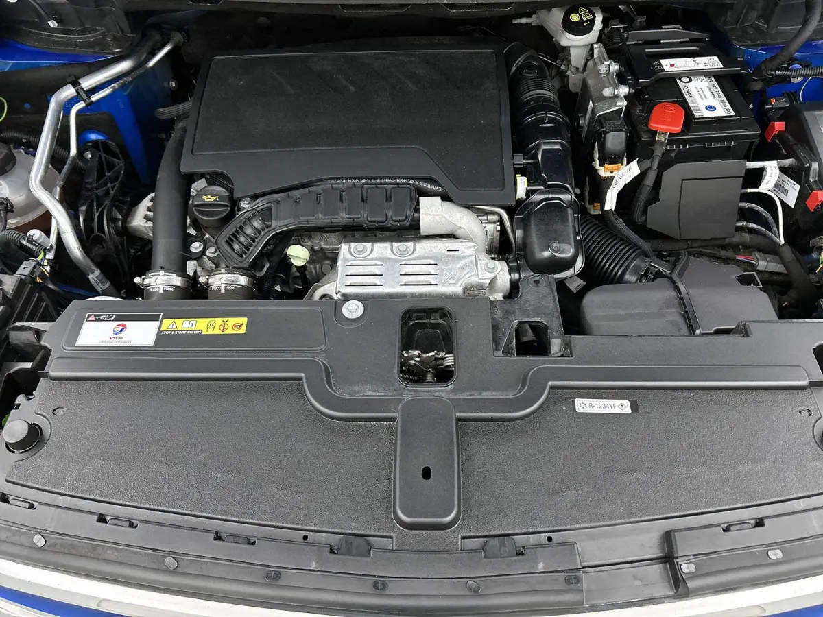 1.2 Turbo Elegance Automaat | Camera | Navigatie | Digitaal Cluster | Adaptieve Cruise Control | Dodehoek Detectie | Sensoren V+A | Elektrische Kofferklep | Stoel&Stuurverwarming | 130PK