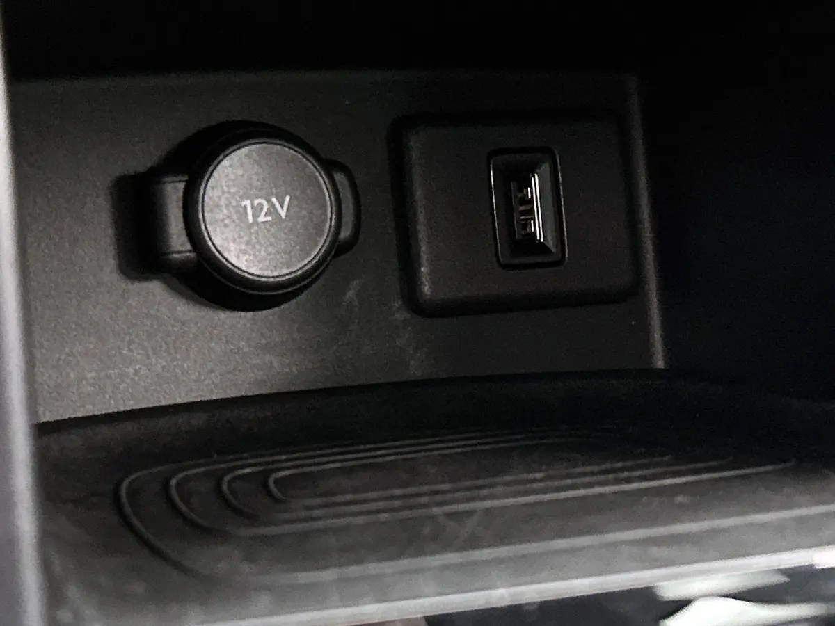 1.2 Turbo Elegance Automaat | Camera | Navigatie | Digitaal Cluster | Adaptieve Cruise Control | Dodehoek Detectie | Sensoren V+A | Elektrische Kofferklep | Stoel&Stuurverwarming | 130PK
