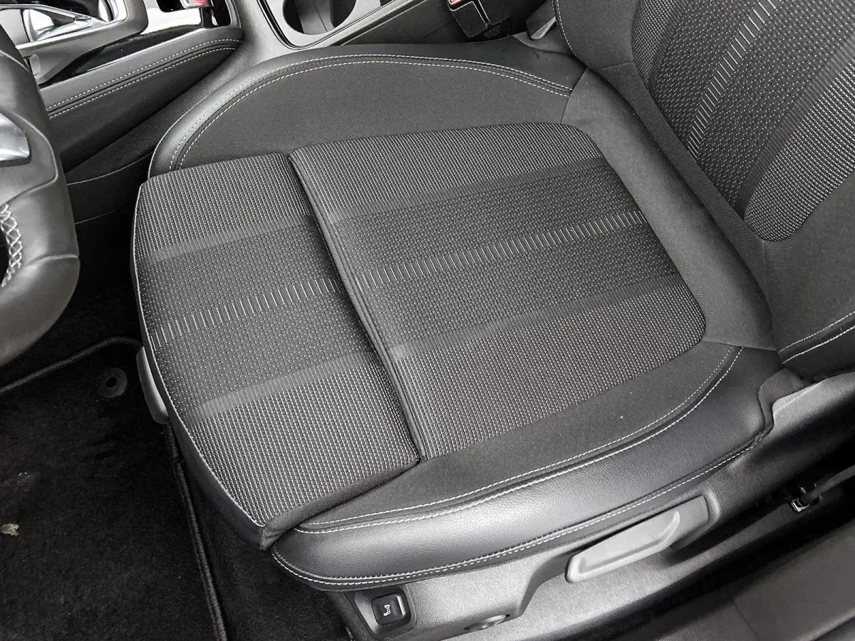 1.2 Turbo Elegance Automaat | Camera | Navigatie | Digitaal Cluster | Adaptieve Cruise Control | Dodehoek Detectie | Sensoren V+A | Elektrische Kofferklep | Stoel&Stuurverwarming | 130PK
