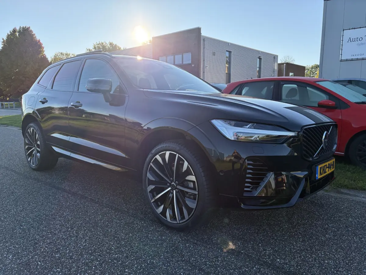2.0 T8 Plug-in hybrid AWD 456PK Black Edtion