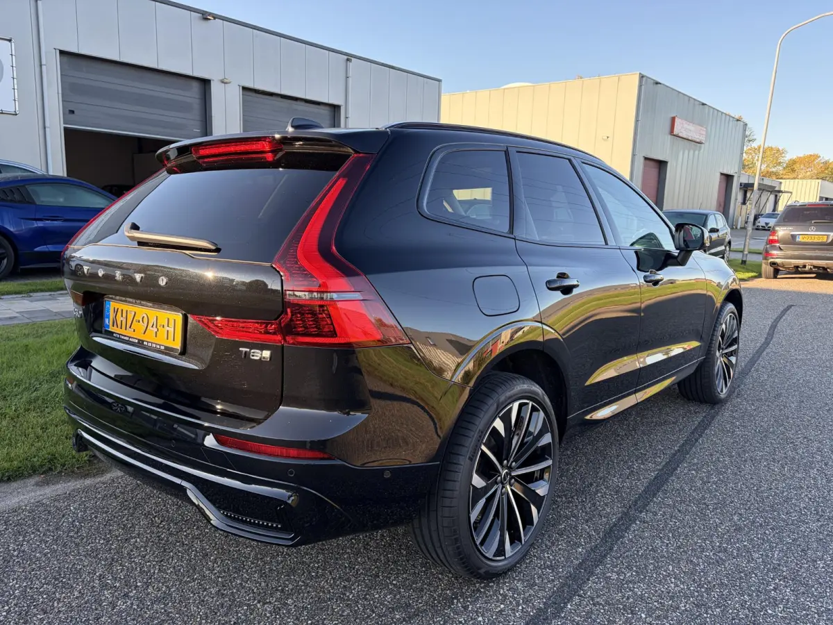 2.0 T8 Plug-in hybrid AWD 456PK Black Edtion