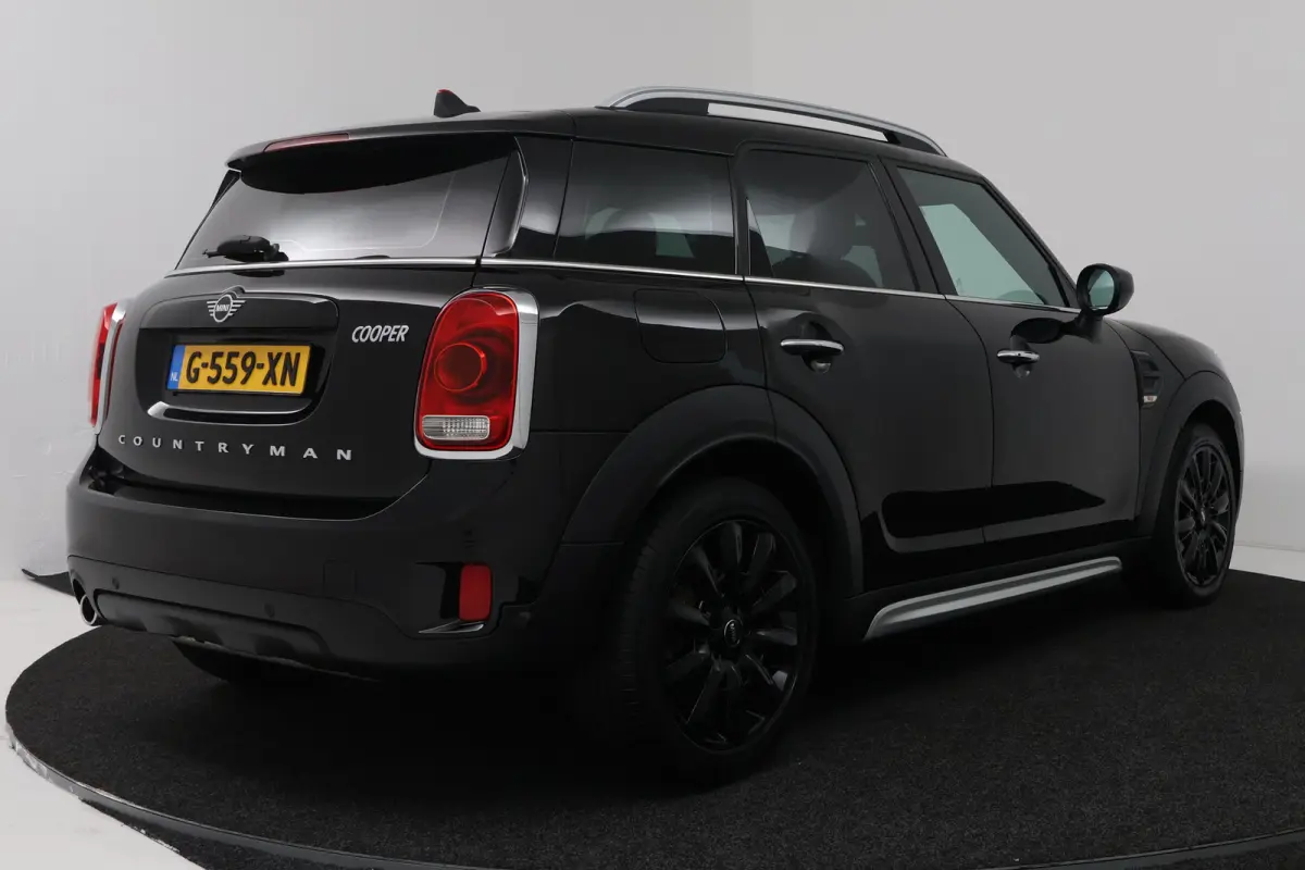 1.5 Cooper Chili (NAVIGATIE, PARKEERSENSOREN, CLIMA, STUURBEDIENING)
