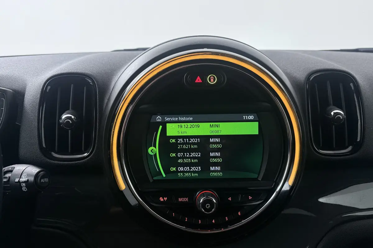1.5 Cooper Chili (NAVIGATIE, PARKEERSENSOREN, CLIMA, STUURBEDIENING)