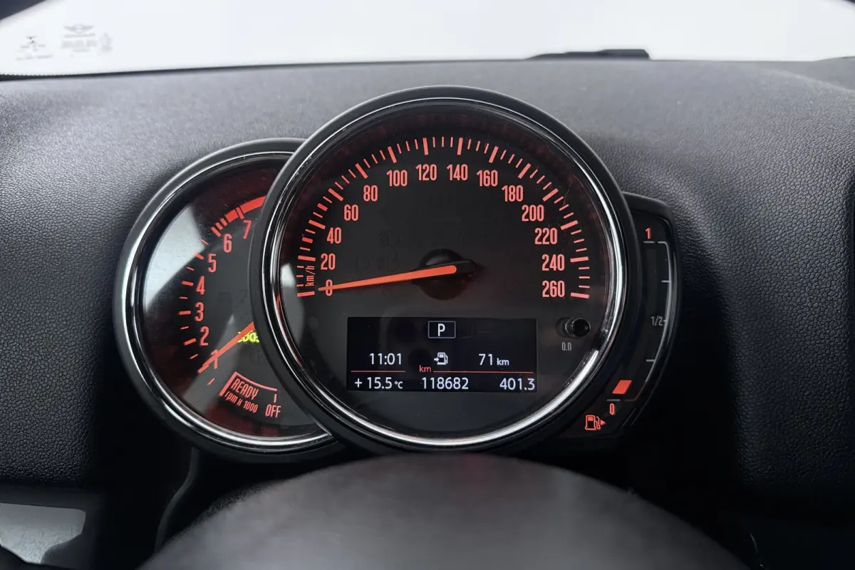 1.5 Cooper Chili (NAVIGATIE, PARKEERSENSOREN, CLIMA, STUURBEDIENING)