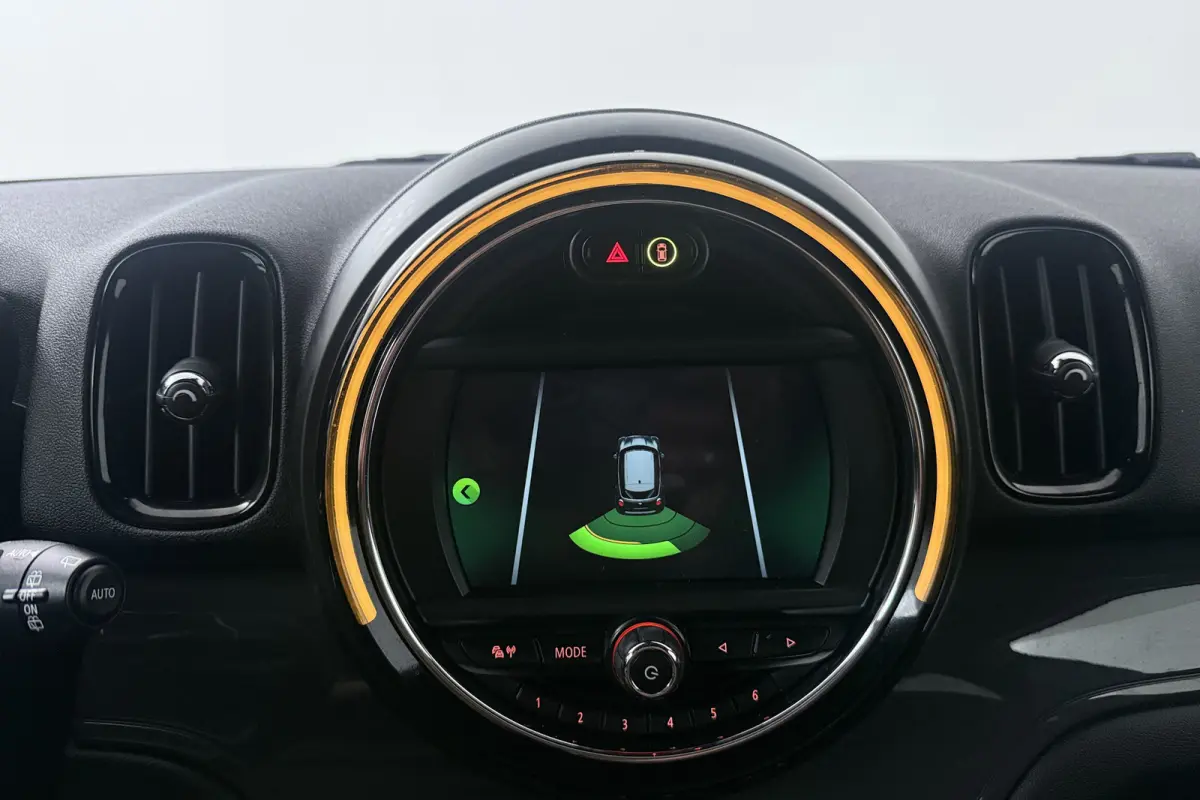 1.5 Cooper Chili (NAVIGATIE, PARKEERSENSOREN, CLIMA, STUURBEDIENING)