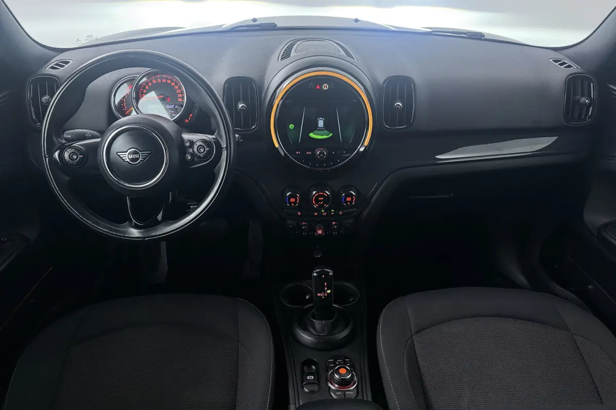 1.5 Cooper Chili (NAVIGATIE, PARKEERSENSOREN, CLIMA, STUURBEDIENING)