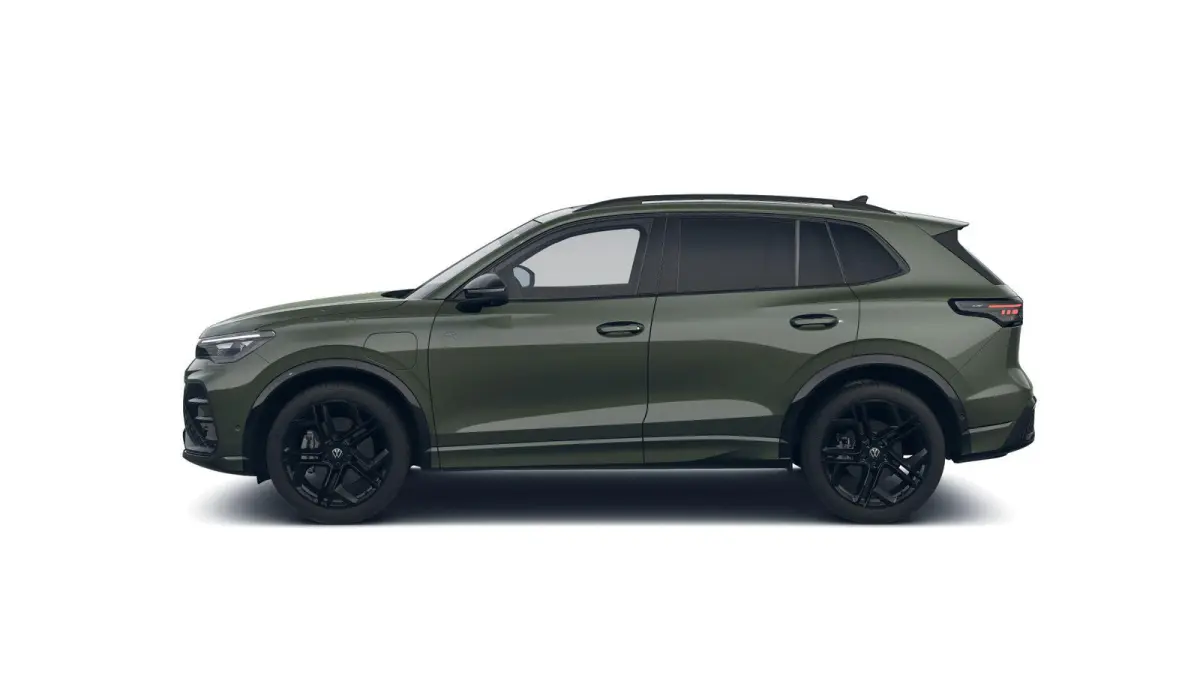 1.5 eHybrid R-Line Edition | 272 PK | #AD | Navigatie | Apple CarPlay en Android Auto | Panoramaschuif-kanteldak | Trekhaak inklapbaar | Soundsysteem Harman Kardon | Grootlichtassistent | Ad