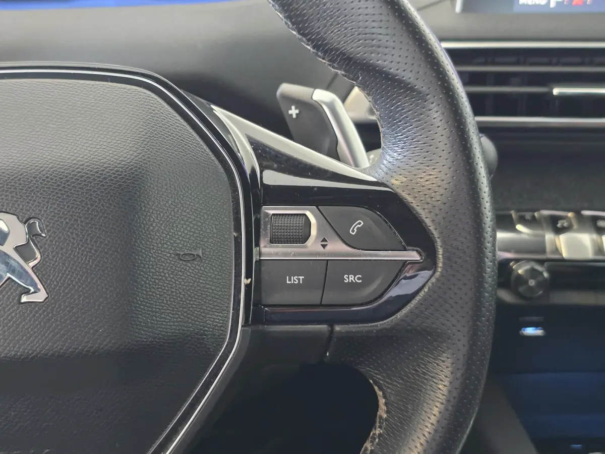 1.6 e-THP GT Line | NL-Auto | Trekhaak | Camera | Cruise control