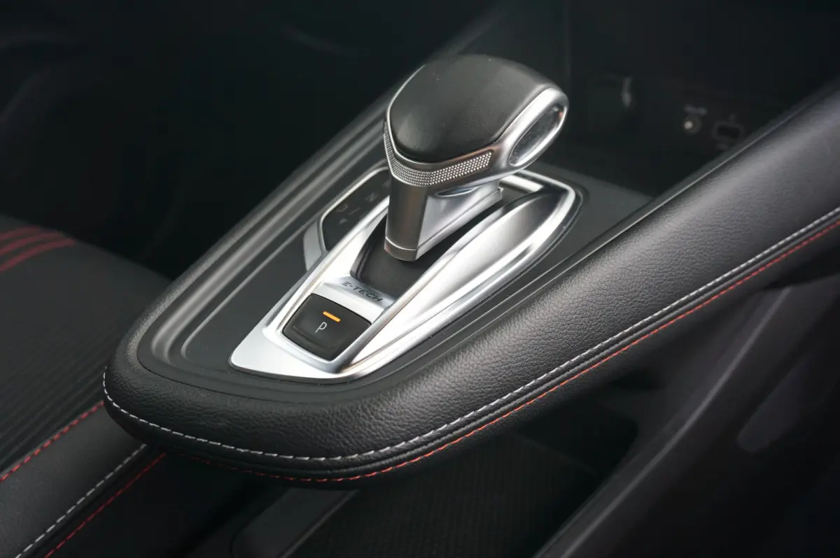 1.6 E-Tech Plug-in Hybrid 160 R.S. Line