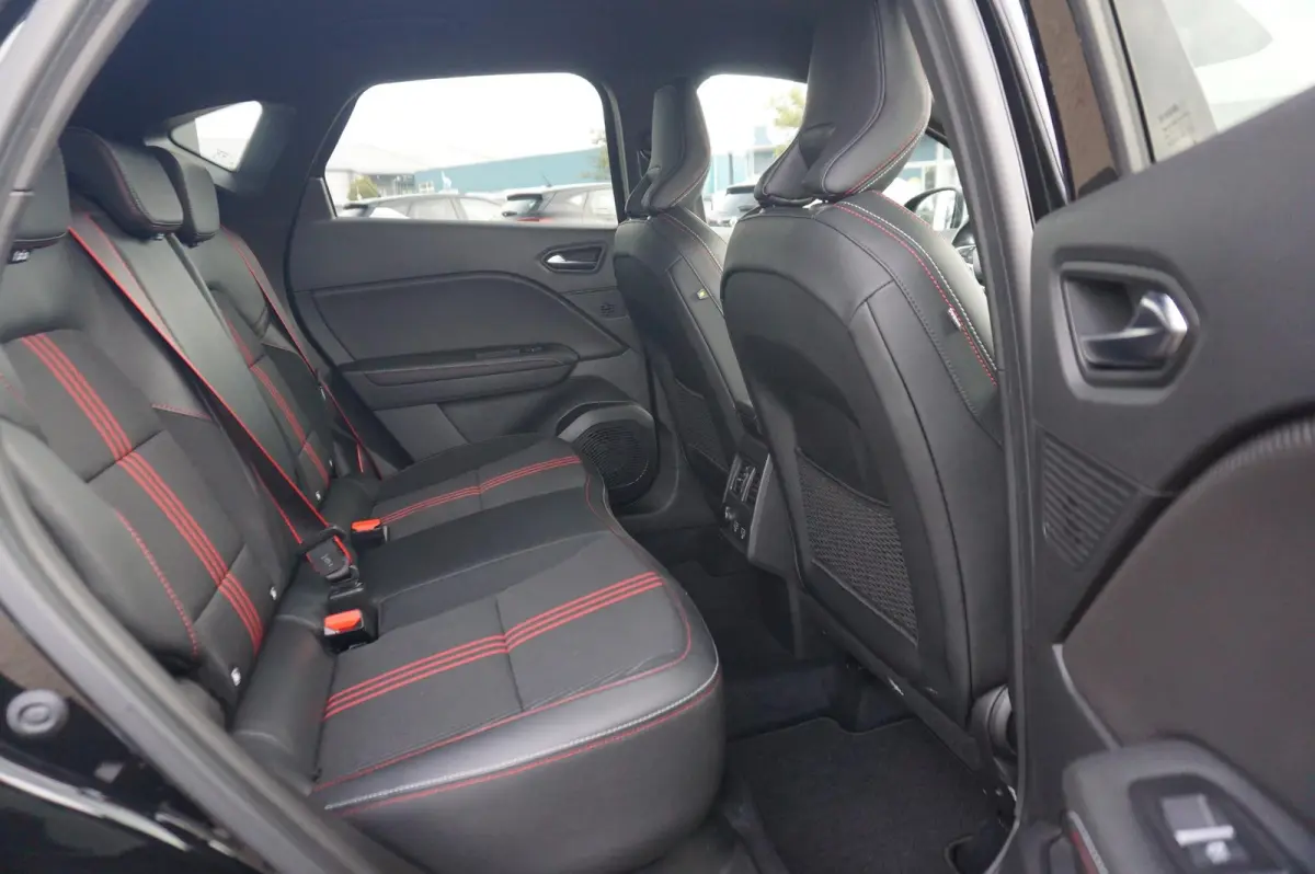 1.6 E-Tech Plug-in Hybrid 160 R.S. Line