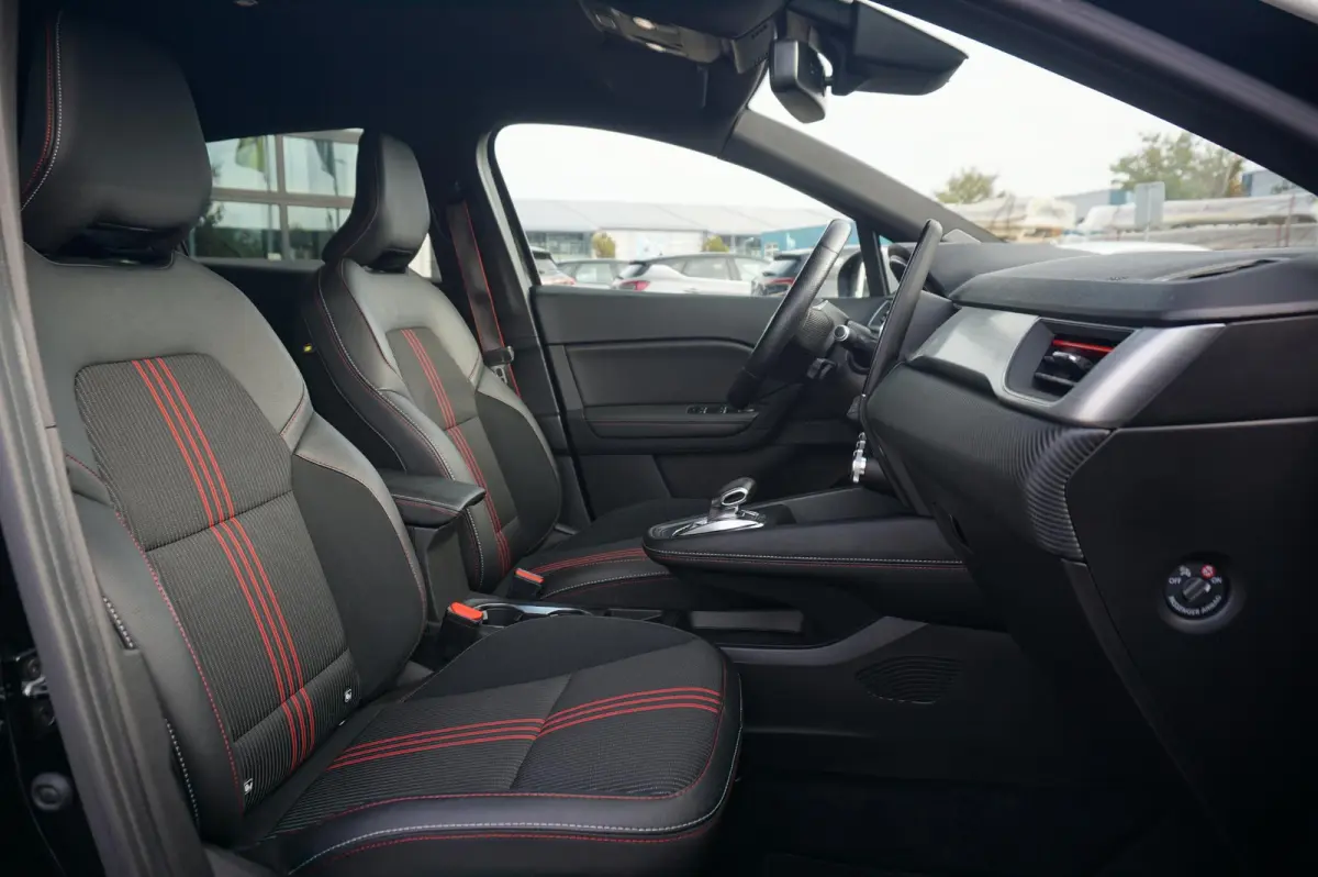 1.6 E-Tech Plug-in Hybrid 160 R.S. Line