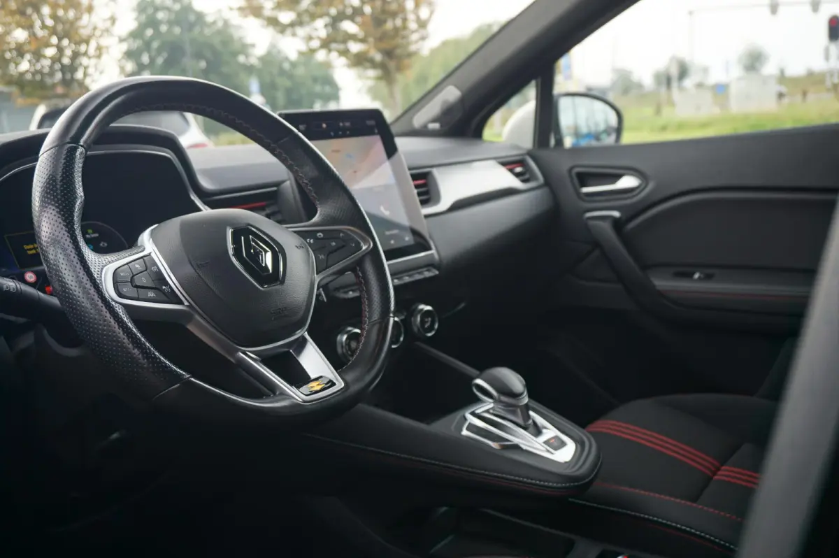 1.6 E-Tech Plug-in Hybrid 160 R.S. Line
