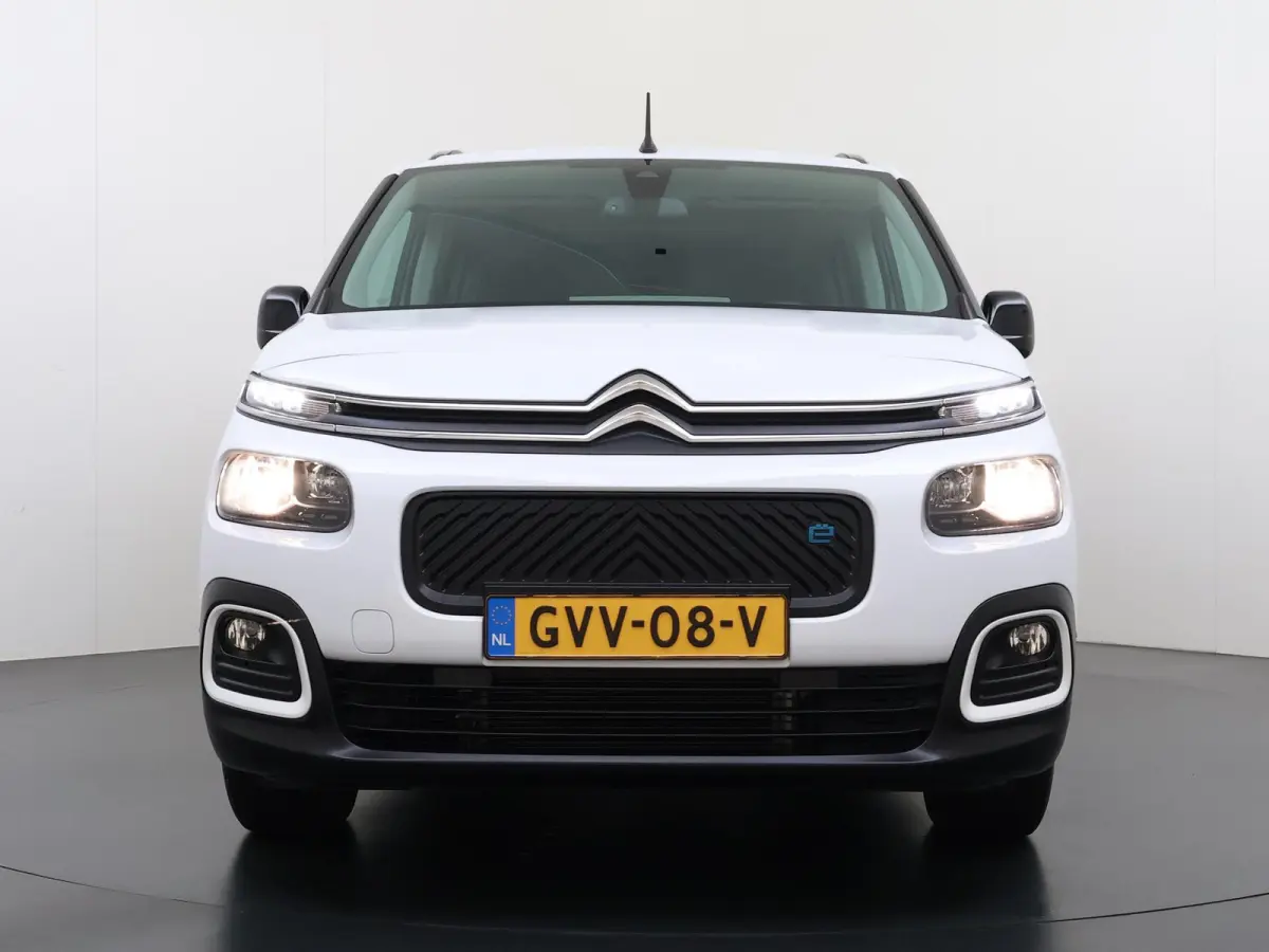XL Shine 50kWh 136pk | Accu 98% | Navigatie | Camera achter | Automatische airco | Cruise control | Apple Carplay en Android auto