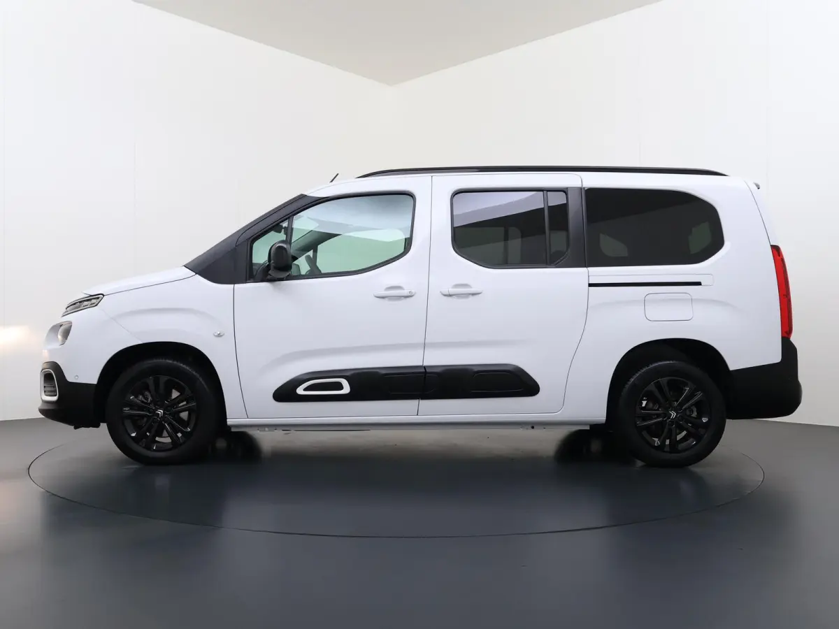 XL Shine 50kWh 136pk | Accu 98% | Navigatie | Camera achter | Automatische airco | Cruise control | Apple Carplay en Android auto