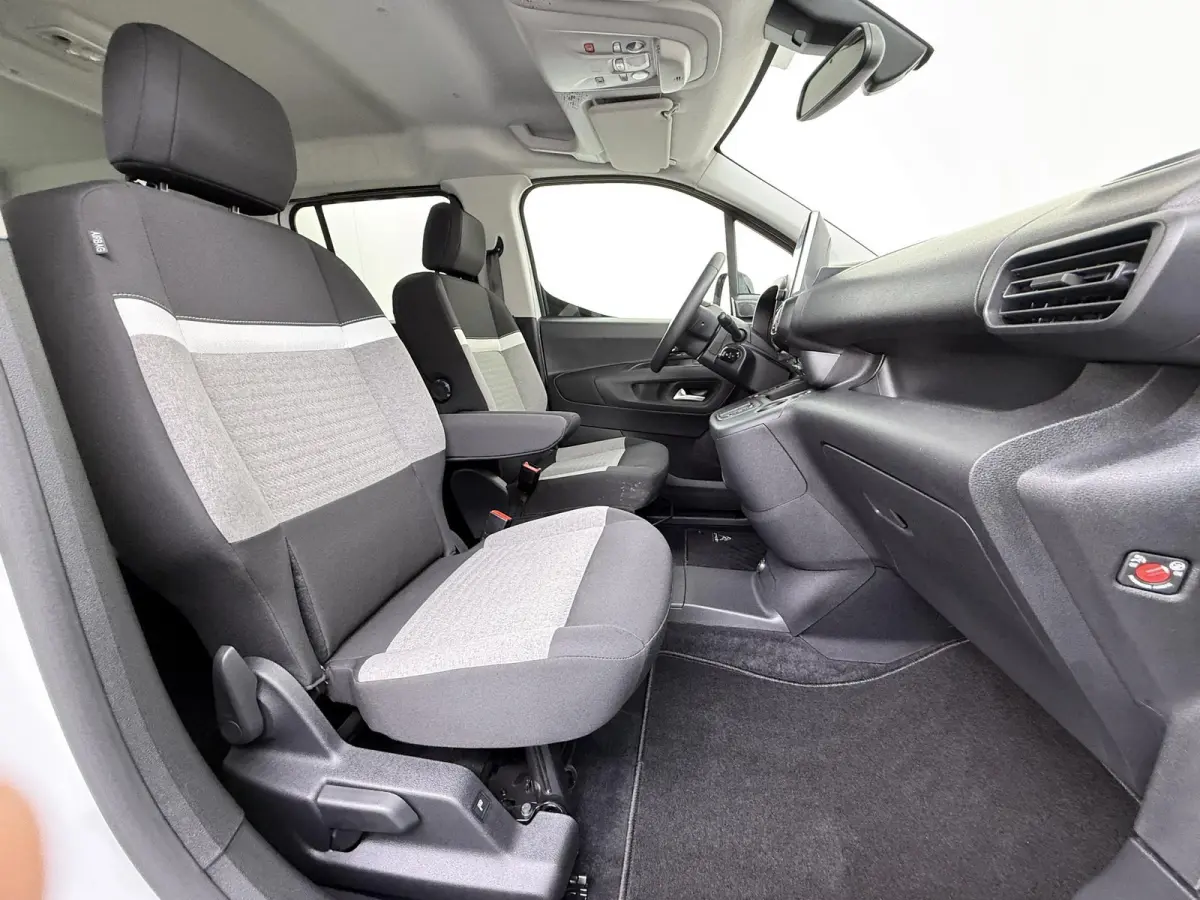 XL Shine 50kWh 136pk | Accu 98% | Navigatie | Camera achter | Automatische airco | Cruise control | Apple Carplay en Android auto