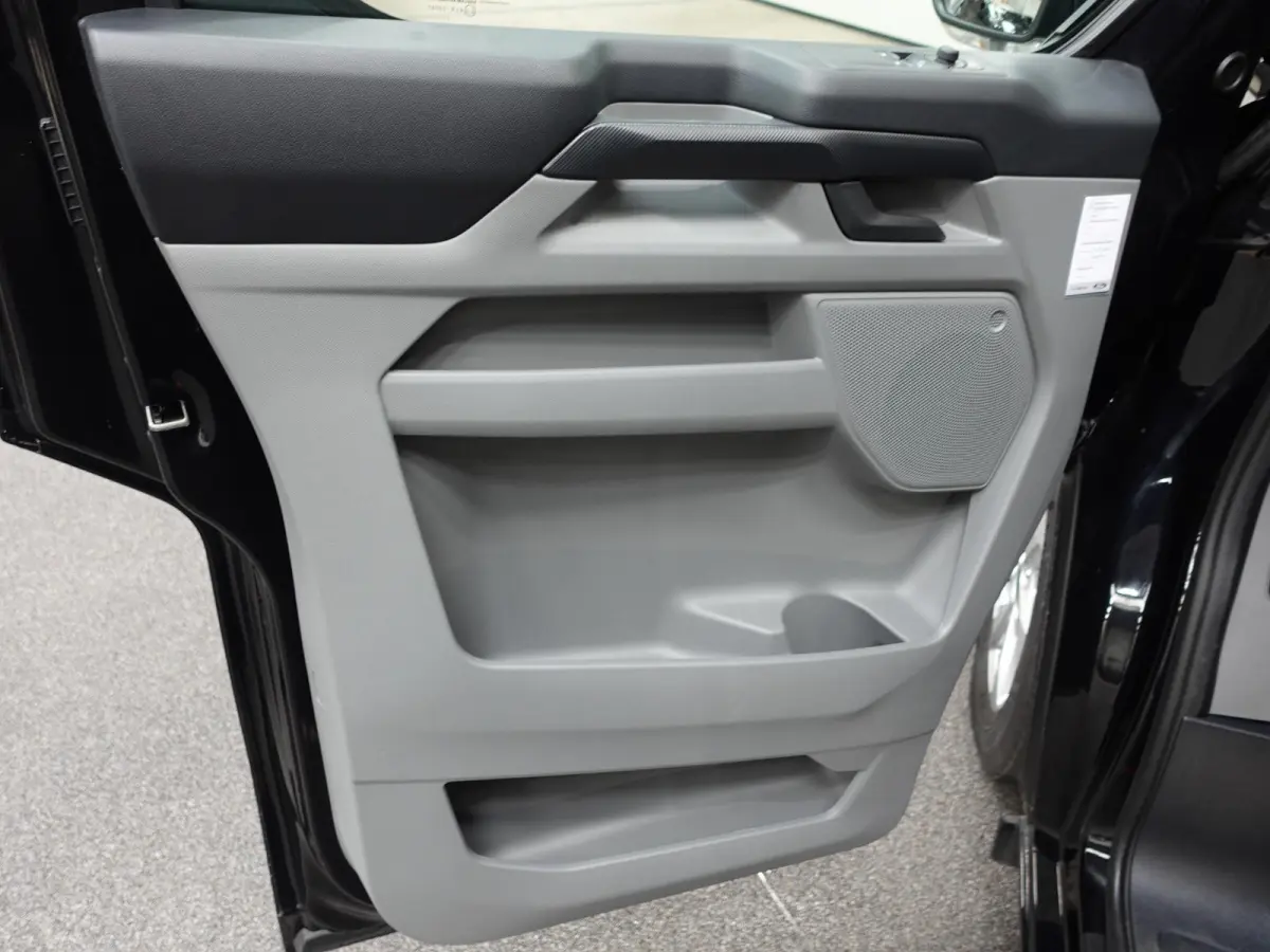 300 2.0 TDCI L2H1 Trend Automaat Airco Navigatie Cruise Parkeersensoren Camera