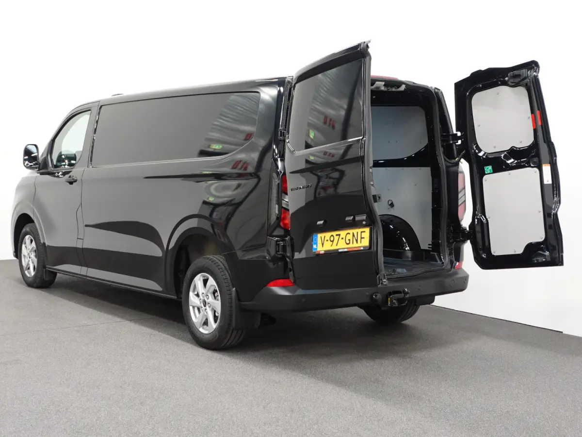 300 2.0 TDCI L2H1 Trend Automaat Airco Navigatie Cruise Parkeersensoren Camera