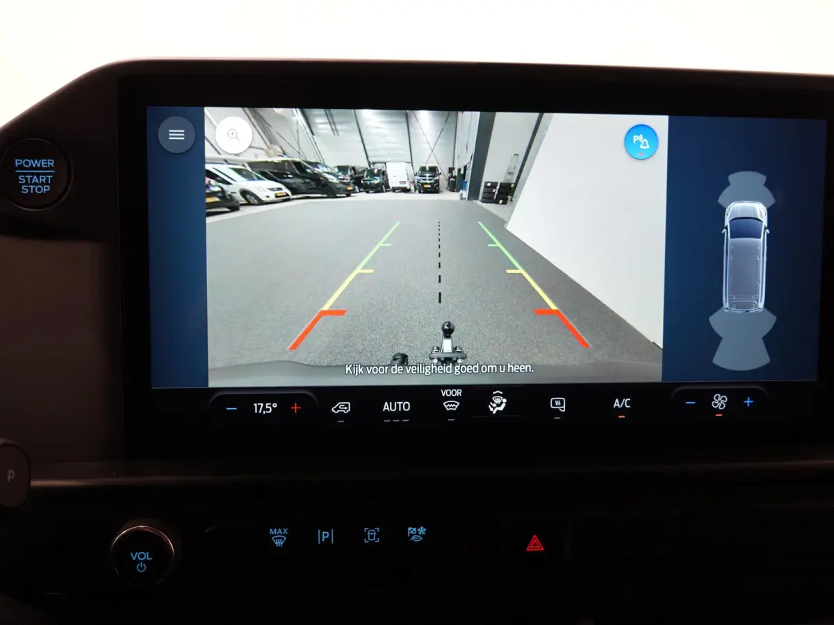 300 2.0 TDCI L2H1 Trend Automaat Airco Navigatie Cruise Parkeersensoren Camera
