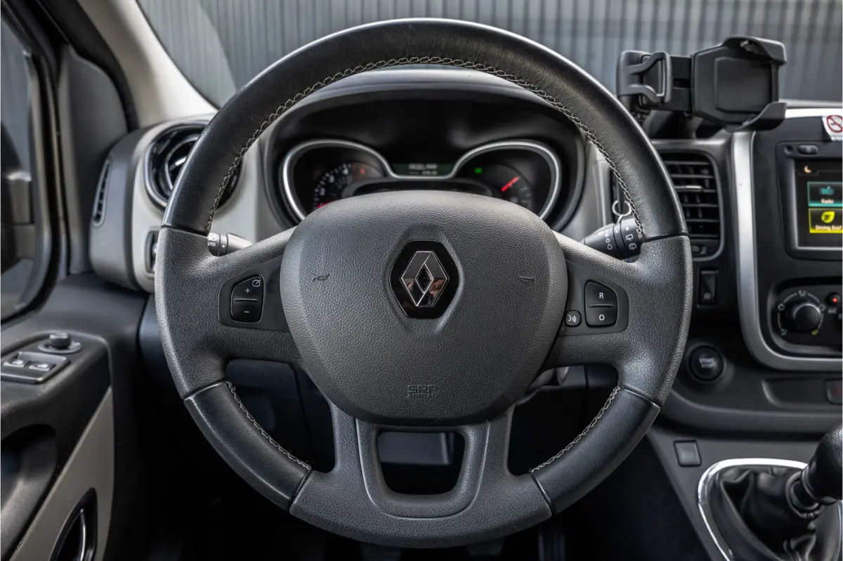 **1.6 dCi 120 | 9-Zits | 1e Eigenaar | Marge Incl. BPM | Camera | Cruise | Navi | Airco**
