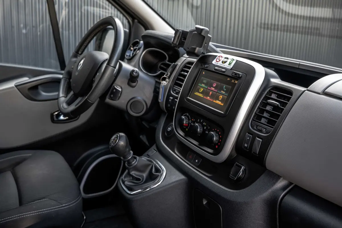 **1.6 dCi 120 | 9-Zits | 1e Eigenaar | Marge Incl. BPM | Camera | Cruise | Navi | Airco**