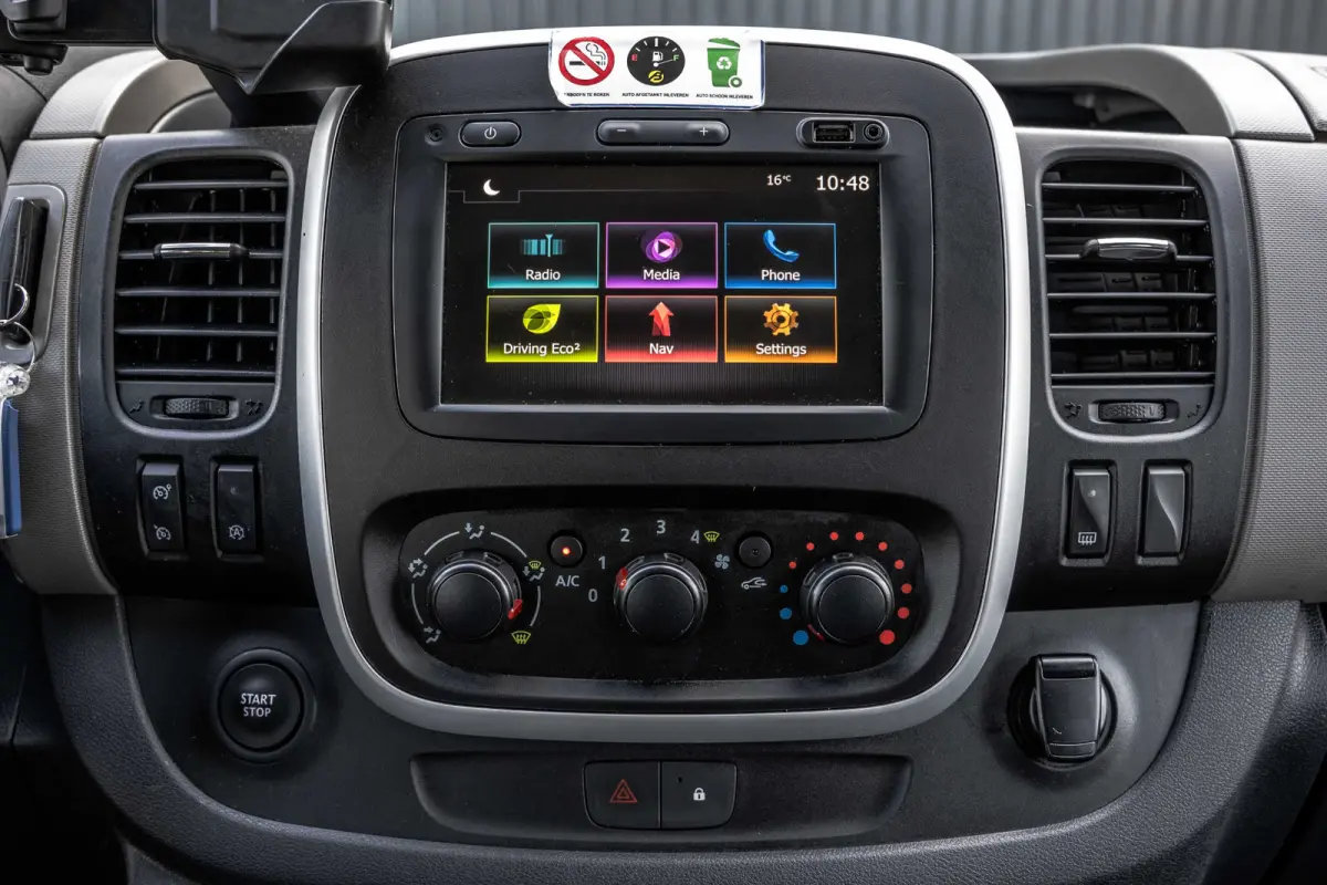 **1.6 dCi 120 | 9-Zits | 1e Eigenaar | Marge Incl. BPM | Camera | Cruise | Navi | Airco**