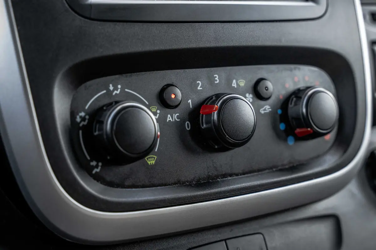 **1.6 dCi 120 | 9-Zits | 1e Eigenaar | Marge Incl. BPM | Camera | Cruise | Navi | Airco**