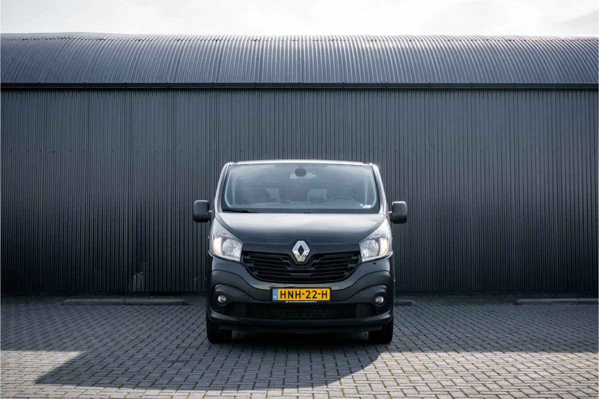 **1.6 dCi 120 | 9-Zits | 1e Eigenaar | Marge Incl. BPM | Camera | Cruise | Navi | Airco**