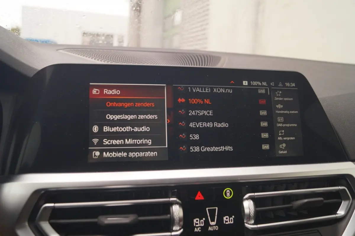 420i Business Edition Plus -PANO-LEER-NAVI-ECC-