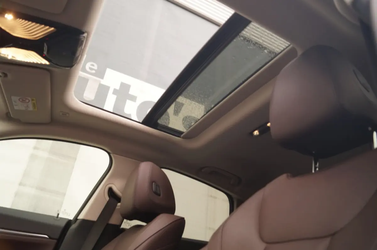 420i Business Edition Plus -PANO-LEER-NAVI-ECC-